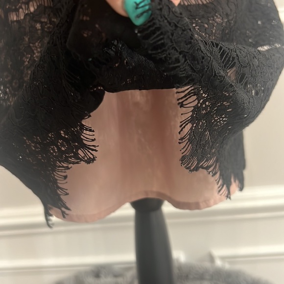 Ya Los Angeles Strapless Dress black Lace Overlay Nude lining underneath Size L - Picture 2 of 10